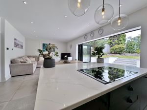 Photo 8- click for photo gallery